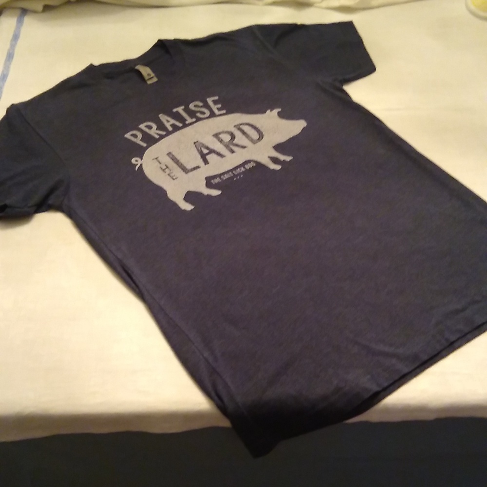 Salt Lick BBQ T-Shirt - Picture 2 of 7